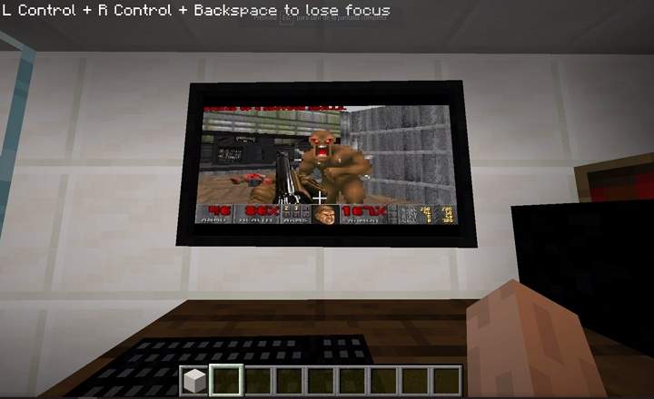 Dabar galite žaisti „Doom“ „Windows 95“ kompiuteryje naudodami „Minecraft“.