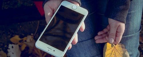 „Apgaulė“ mobiliuosiuose telefonuose: taip įsilaužėliai išstumia jūsų tapatybę