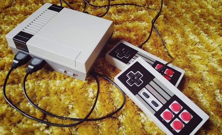 Pigios retro konsolės: „Clone Mini NES“ su 621 žaidimu ir HDMI